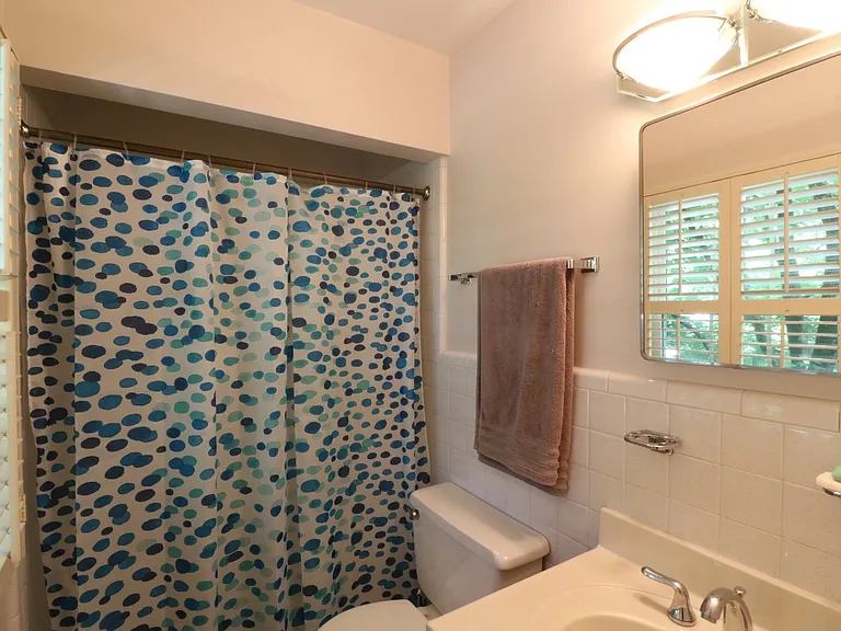 6703 Rannoch Rd — Photo 23