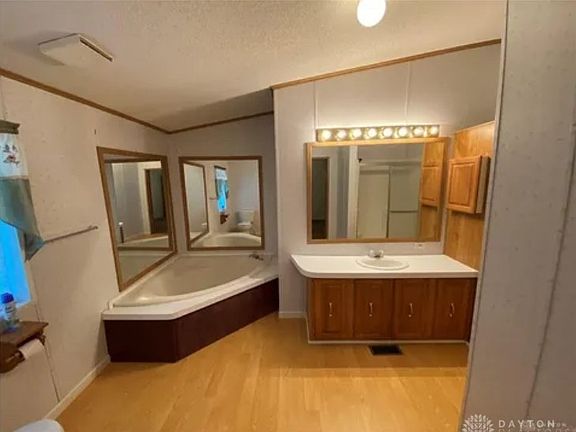 5th image of 5236 Suncrest Dr