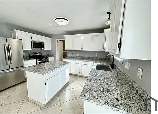 7018 Echo Pines Dr — Photo 10