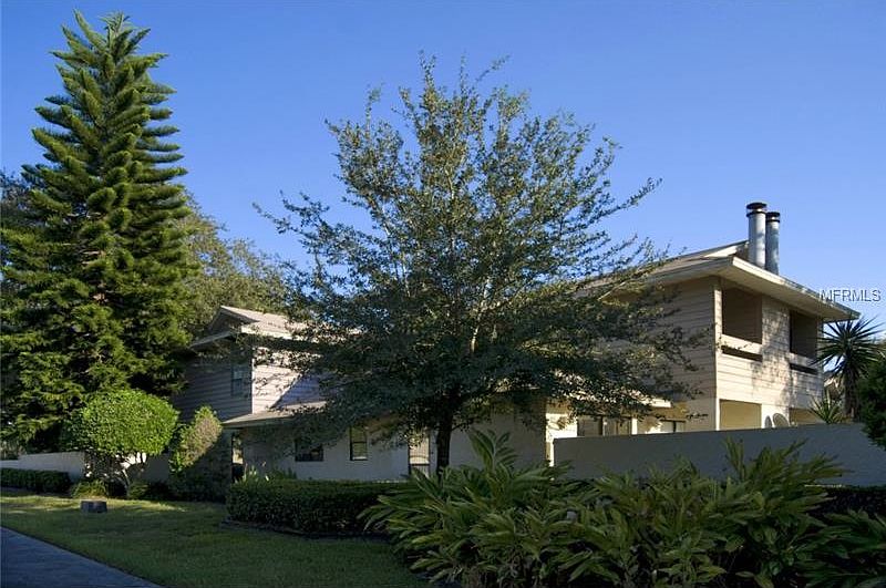 1st image of 116 Lakeside Colony Dr