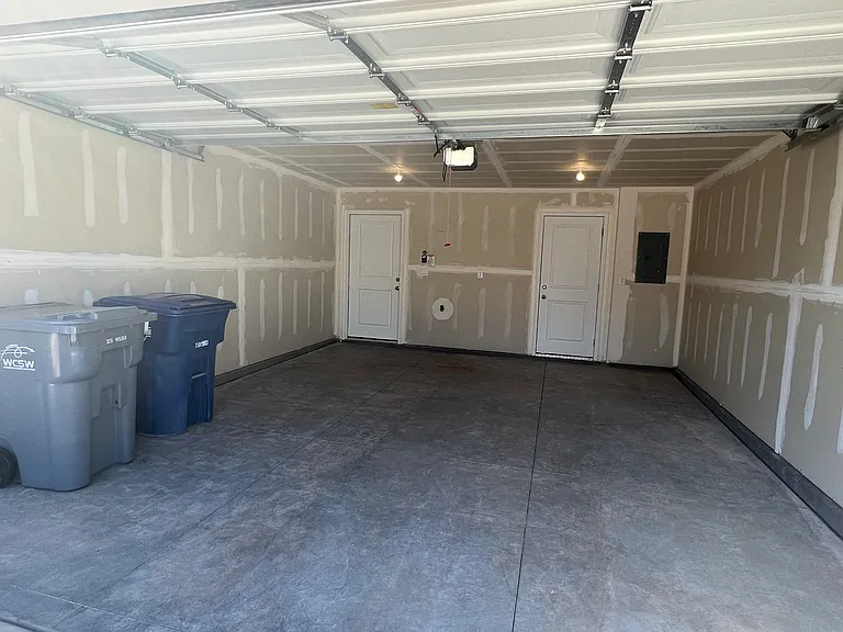 3303 Elkhorn Ln — Photo 9