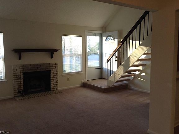 4th image of 1508 Fairfax Dr