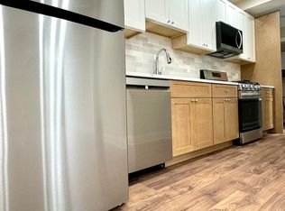 118 Parkview Ave #2, Weehawken, NJ 07086