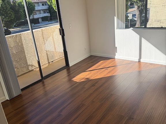 2nd image of 1210 Venice Blvd APT 201