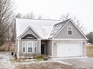 8604 Igou Gap Rd, Chattanooga, TN 37421