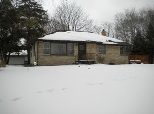 2973 Centerville Rd, Little Canada, MN 55117