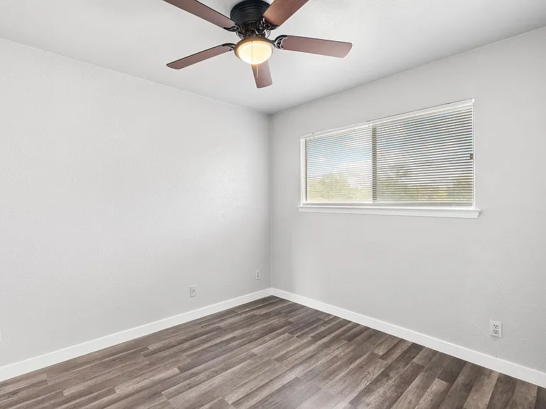 7505 Saint Amant Pl #A — Photo 24