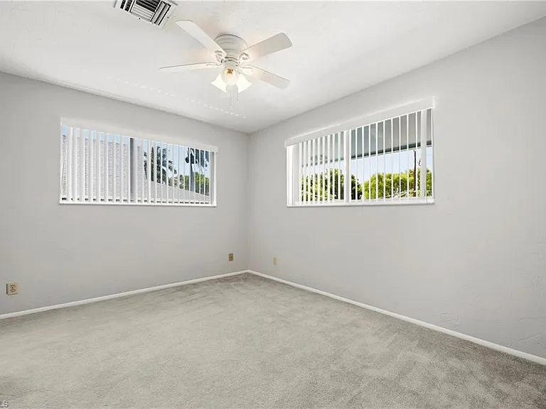 1376 Chesapeake Ave #2 — Photo 22
