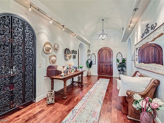 4th image of 2 Camino La Venta Ct