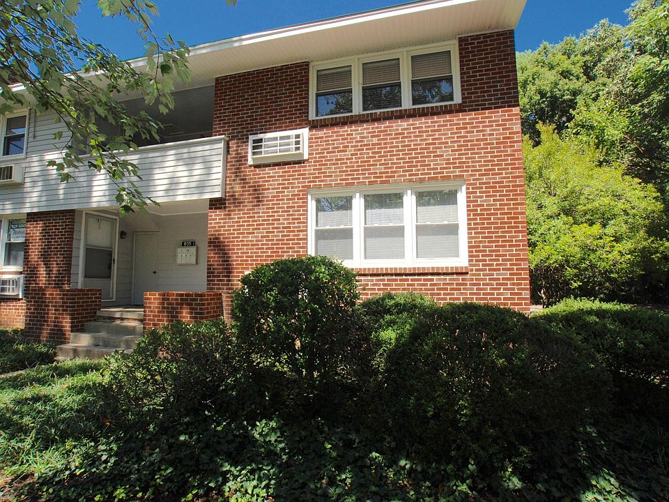 Nice end unit with morning sun.