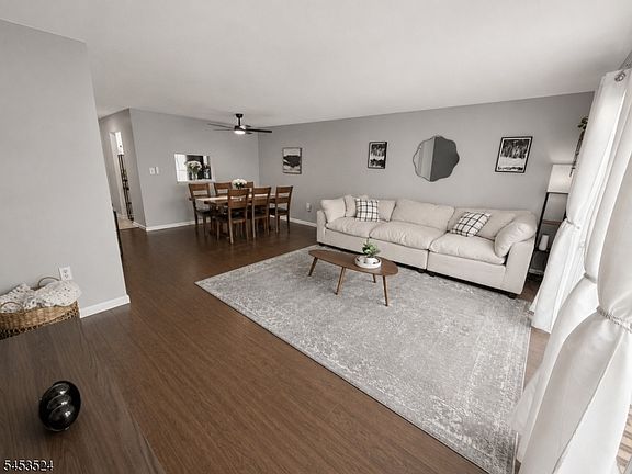 3rd image of 87 Goodwin Dr
