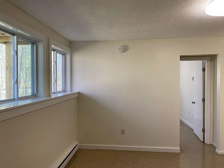 362 Main St #4 — Photo 7