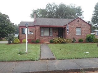 916 Michigan St, Farmington, MO 63640