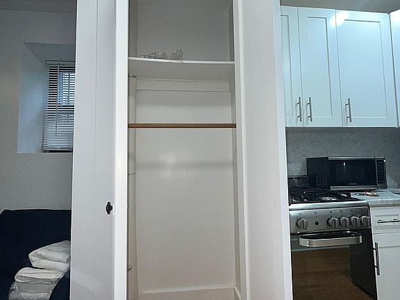 5th image of 216 E 36th St APT 1F
