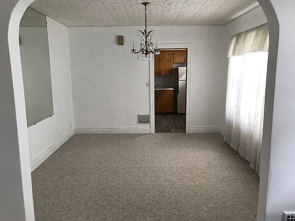 Archway to dining room