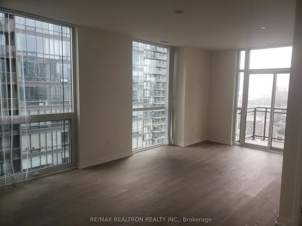 99 John St #2307, Toronto, ON M9N 1J9