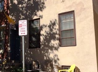 923 Spruce St APT 2R, Philadelphia, PA 19107