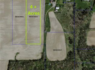 2 E Greenwich Rd, Seville, OH 44273