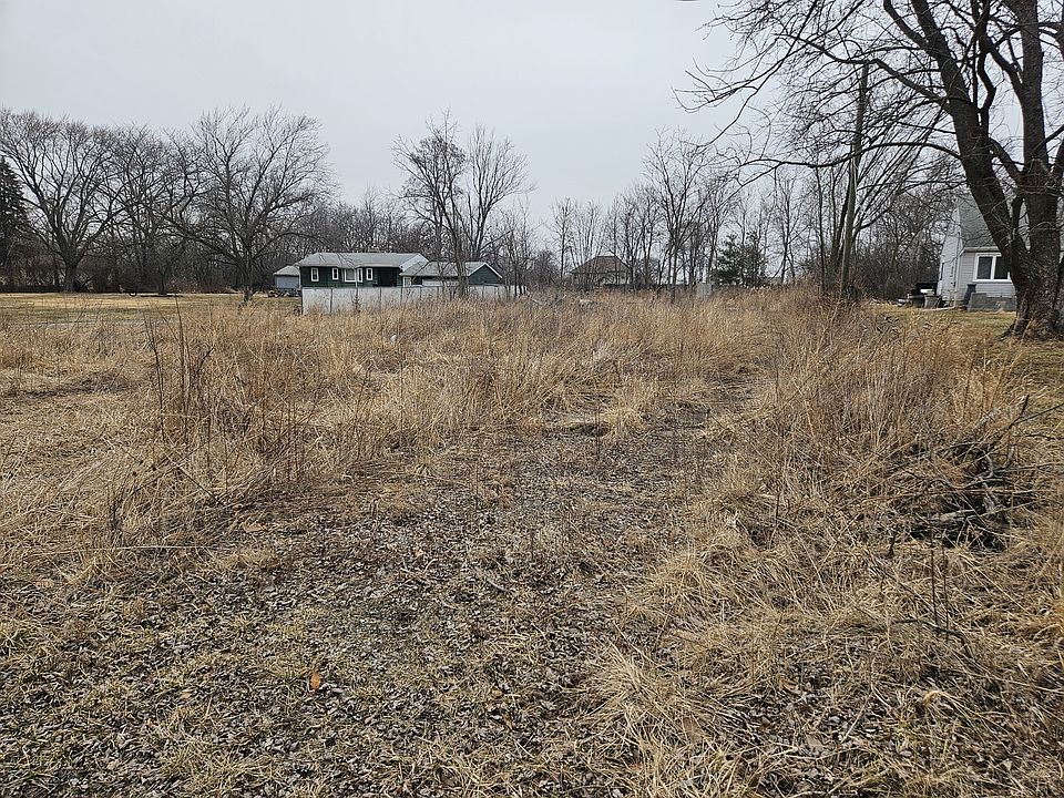 2nd image of 4300 Davis St