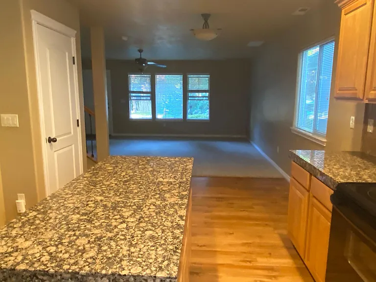 4508 W Brennen St — Photo 7