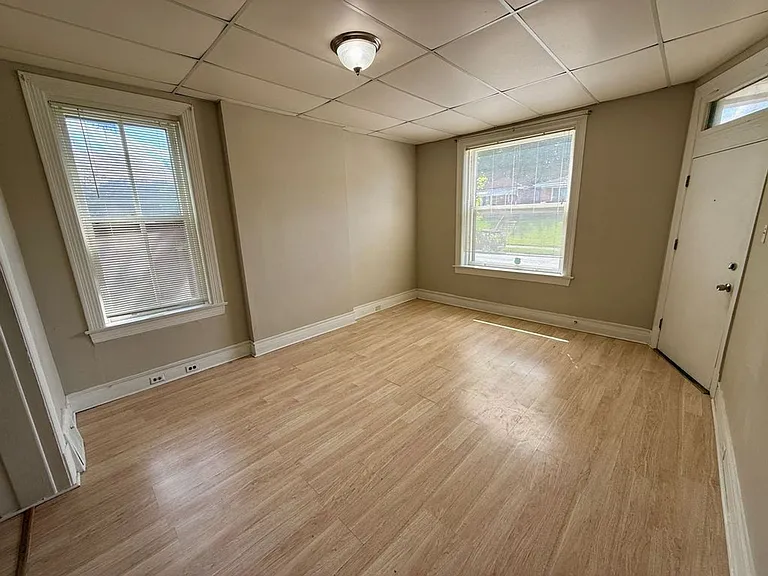2826 Nebraska Ave — Photo 11
