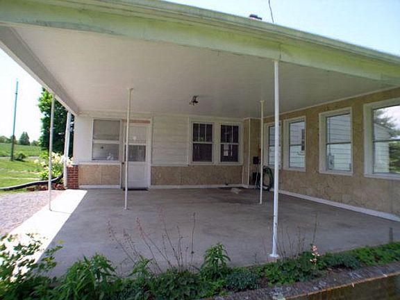 4th image of 54 Genevieve Ln