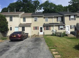 208 Blake Rd, Maybrook, NY 12543