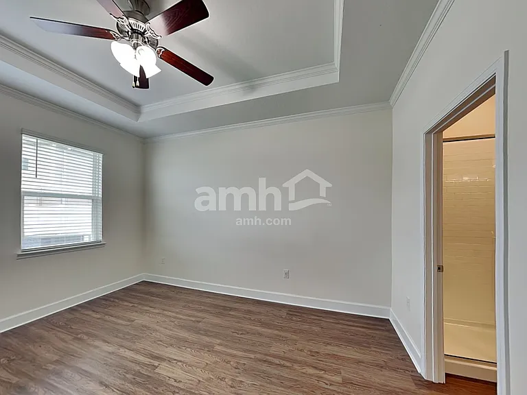 4431 Reisswood Loop — Photo 10