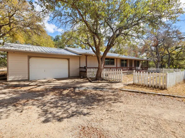 1151 Live Oak Trl, Liberty Hill, TX 78642