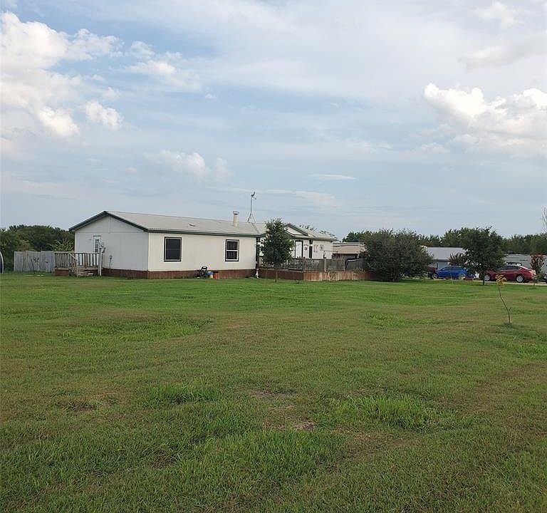 1st image of 5521 Creekview Dr