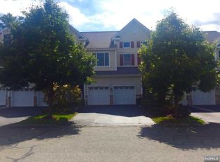 21 Spring Hollow Rd, Old Tappan, NJ 07675