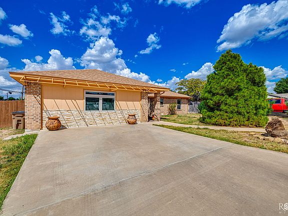 3rd image of 102 Inwood Dr