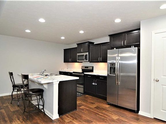 5th image of 5300 Cameo Dr