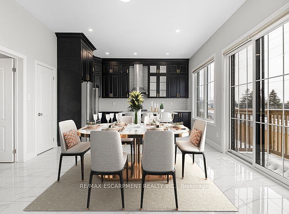 4th image of 487 Aztec Dr #2