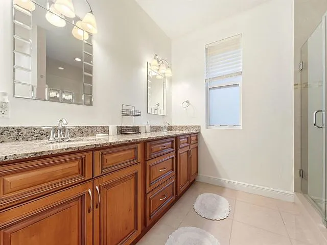 1141 NE 3rd Ave — Photo 15