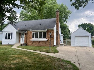466 Fairfield Ave NW, Grand Rapids, MI, 49504
