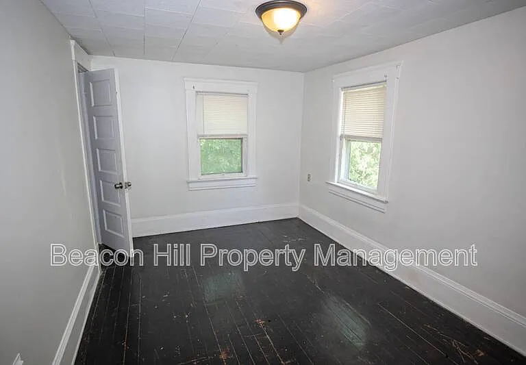 1290 E 188th St — Photo 7