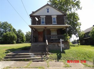 807 Lee Ave, Hermitage, PA 16121