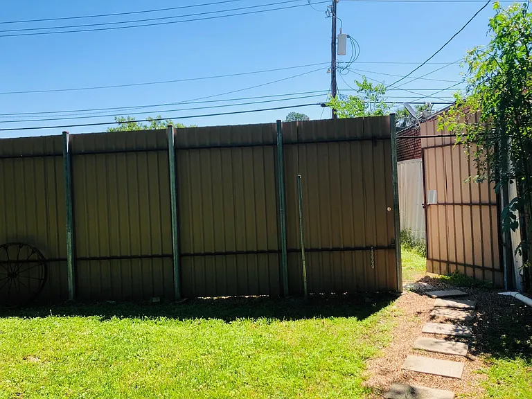 734A McDaniel St — Photo 23