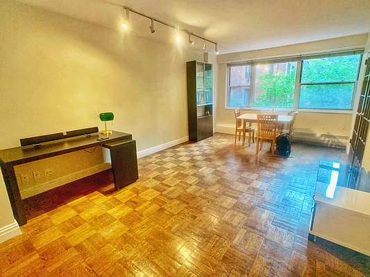 Rented by Highline Residential | media 2