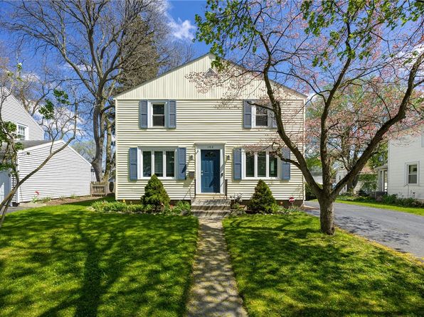 102 Beresford Rd, Rochester, NY 14610