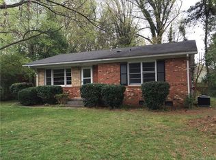9724 Feldbank Dr, Charlotte, NC 28216