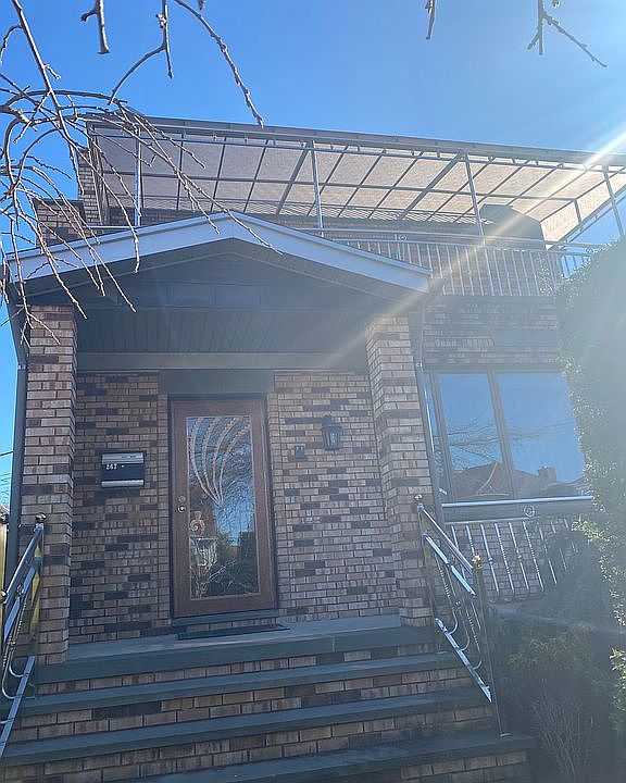 2nd image of 267 W End Ave