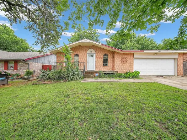 1006 Oak Park Dr, Choctaw, OK 73020