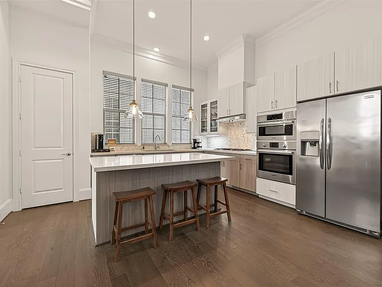 2506 McKinney St — Photo 18