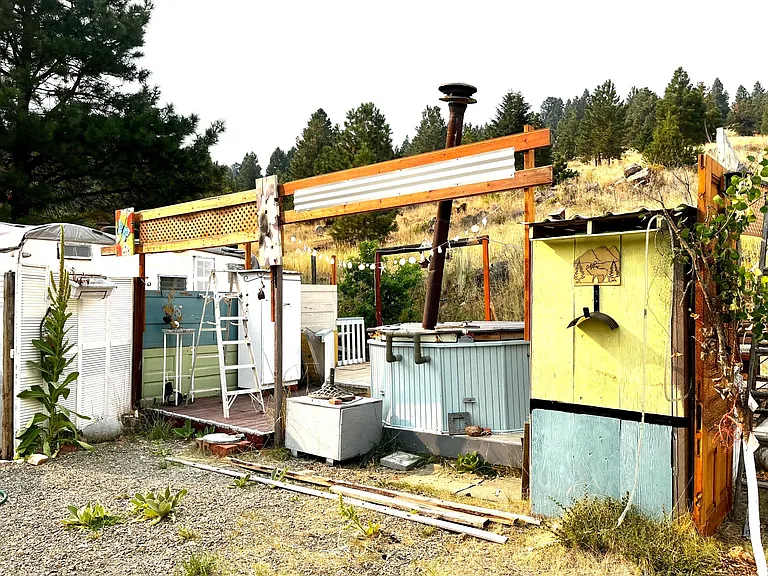 9B Trailer W — Photo 13
