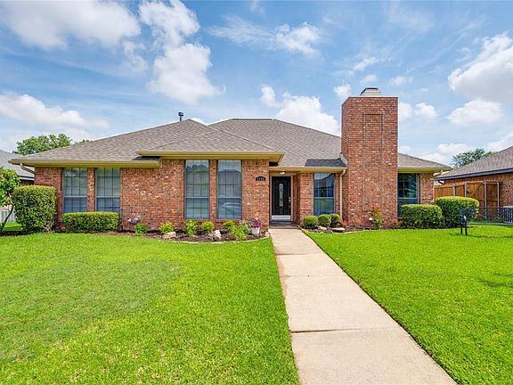 2nd image of 2105 Whitehurst Ln