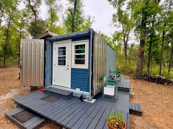 391 NE Park Ave, Mayo, FL 32066