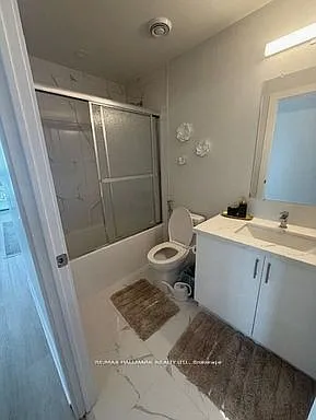 15 Ellerslie Ave #Penthouse 06 — Photo 6