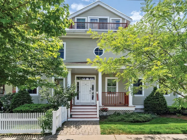 79 West St — Photo 17